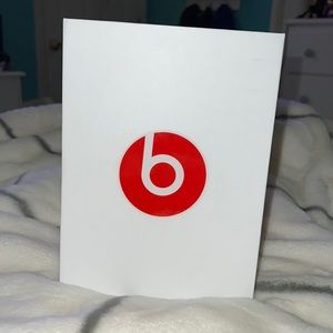 Beats headphones. Cord and booklet included.